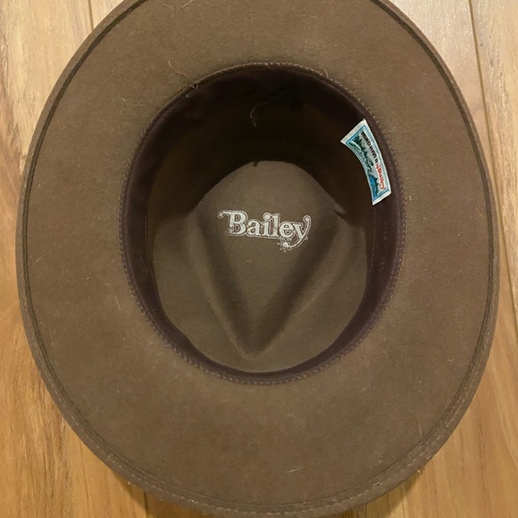 Wind River by Bailey Vintage Wool Felt Hat - Picture 2 of 5